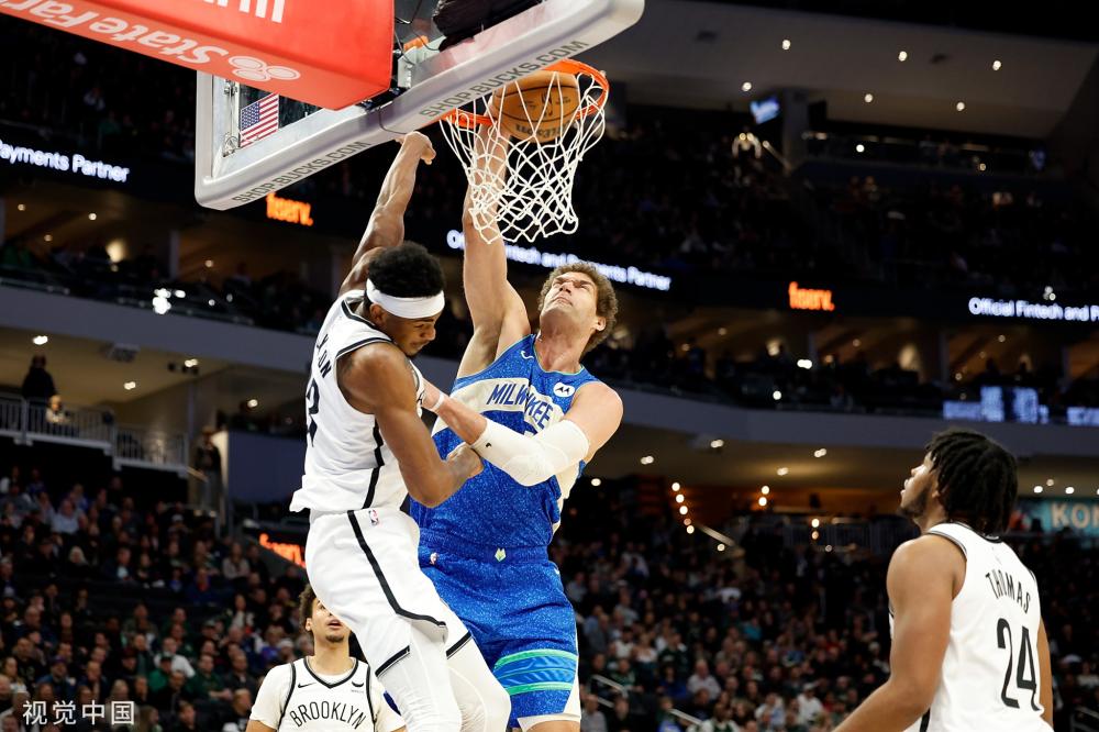 的表现愈发 的表现愈发