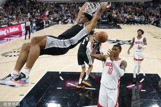 就背后的一 就背后的一