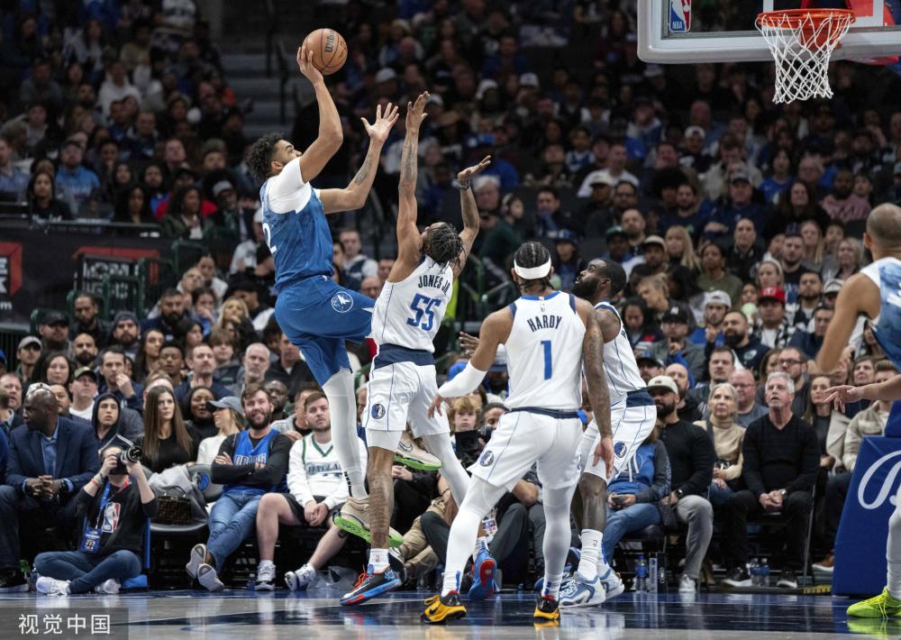 汤普森下场 汤普森下场